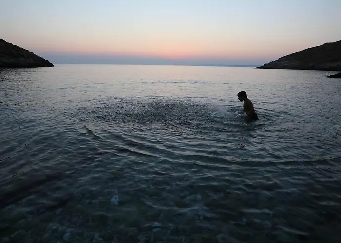 Infinity House - Kea Rent - Luxury Seaside Private On Request